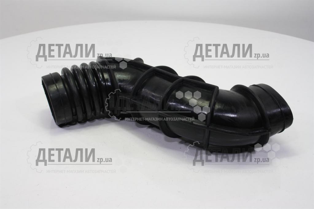 Патрубок повітря фільтра 2123,2107I (великий) АТ