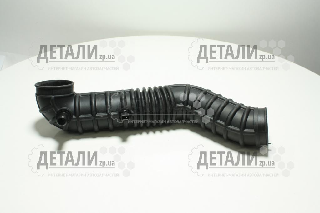 Патрубок фільтра Такума 2,0 GM